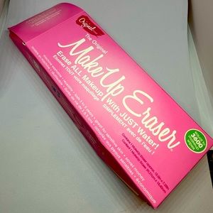 The Original MakeUp Eraser Reusable Cleansing Towel